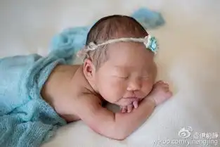  伊能静儿子变妹妹控亲搂小米粒入睡