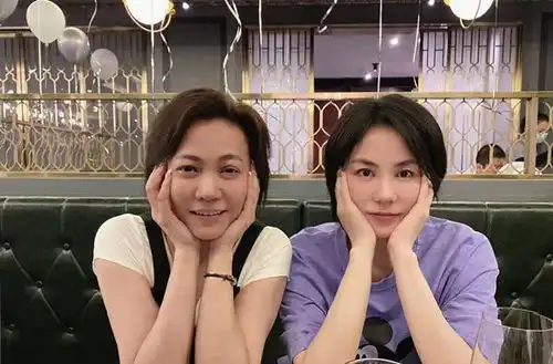 姐妹聚会表情包方安娜