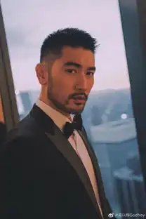  噩耗证实高以翔抢救无效去世,众多明星发文,毛不易最刚