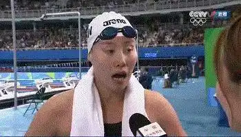  孙杨强势夺金,洪荒少女傅园慧魔性表情包爆红